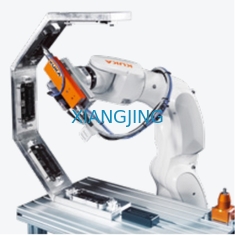 6 주축은 로봇을 다루는 KUKA 애질러스 KR 4 R600 로봇 팔을 사용했습니다