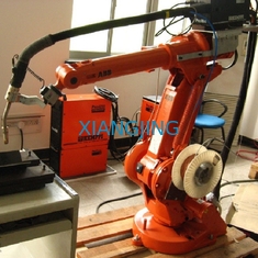 6 축 로봇을 분쇄하기 위한 IRB 660-180/3.15 초침 로봇 팔