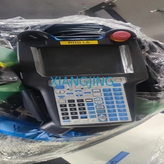 R-2000iC/210F 화낙은 R-30iB 이상 내각 교시펜던트와 산업용 로봇을 이용했습니다