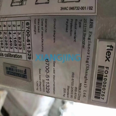 6700-205/2.8 인더스트리얼은 내각 교시펜던트와 ABB 로봇 205 킬로그램 화물을 사용했습니다