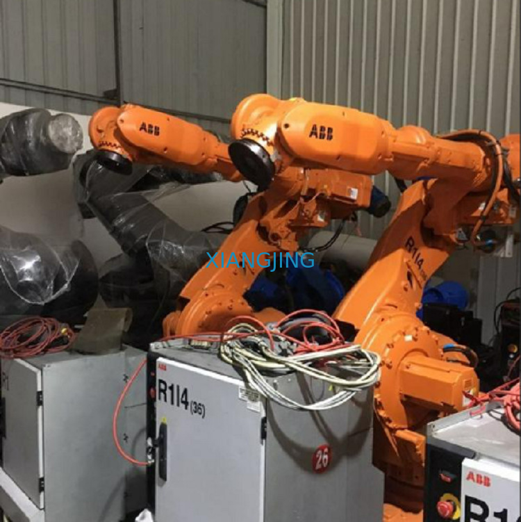 그림을 위한 간접이 사용된 ABB 로봇 IRB4400 6 주축 CNC 로봇 팔